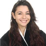 Profesora de todas las materias de Primaria y asignaturas de Letras de la ESO